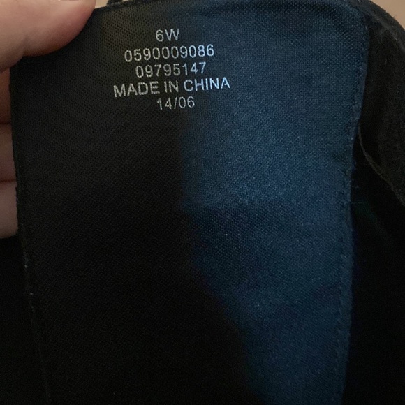 Tall Boots - Picture 3 of 4